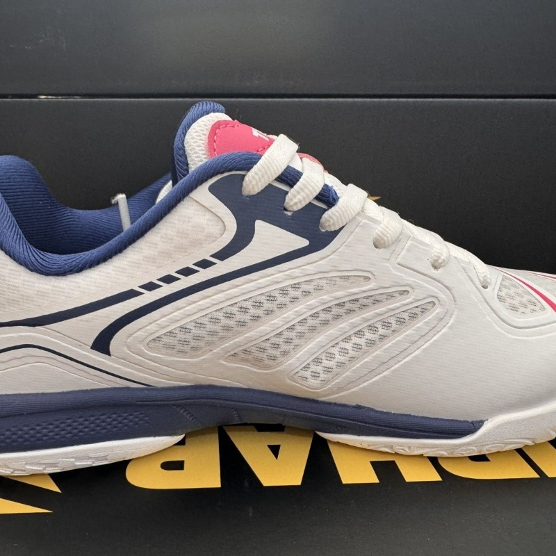 Nowe buty do tenisa stołowego  – Table Tennis Vs Badminton recenzja i cena